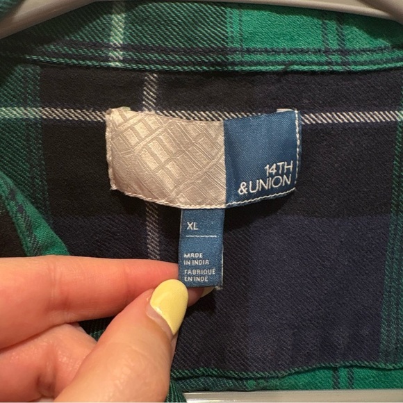 Green and Blue 14th & Union Button Up Flannel - Size XL - Picture 3 of 7
